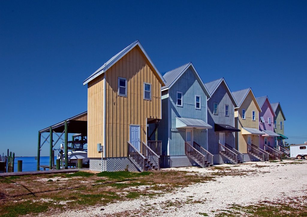 discover your perfect getaway with our selection of vacation rentals. from cozy cabins to luxurious beachfront homes, find the ideal place to relax and create unforgettable memories with family and friends.
