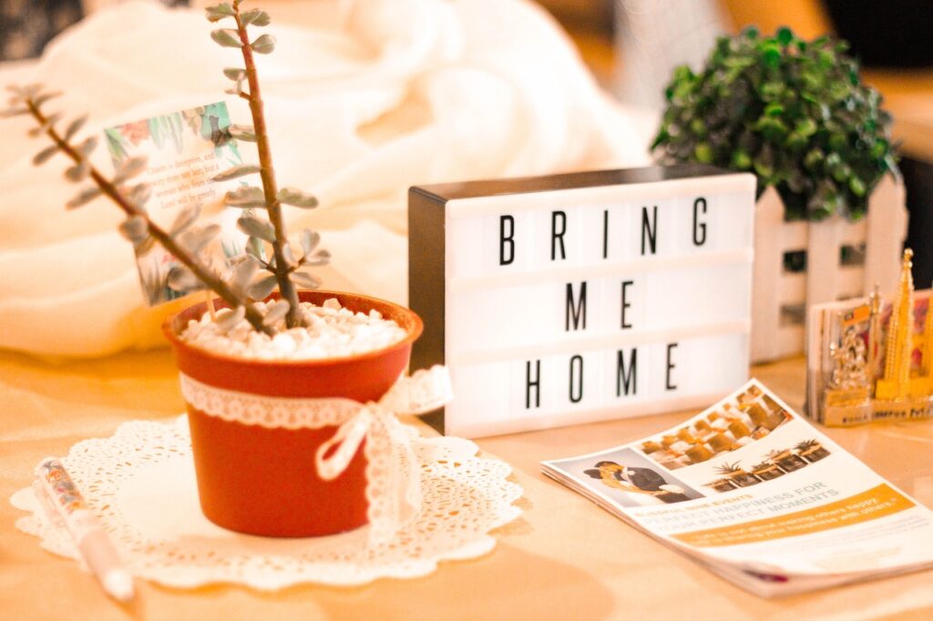 discover unique stays and unforgettable experiences on airbnb. from cozy homes to luxury villas, find the perfect accommodation for your next adventure. book your getaway today!